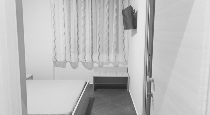 Civico 83 Bed & Breakfast เรจโจ ดี คาลาเบีย ห้อง รูปภาพ